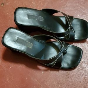 Bakers Black Wedge *Cute and Comfy* Gently worn